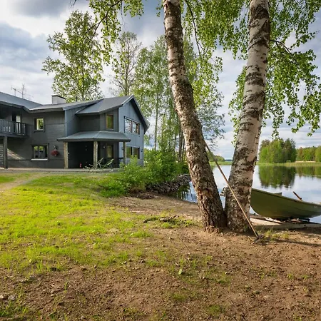 Villa Sahurinranta *
